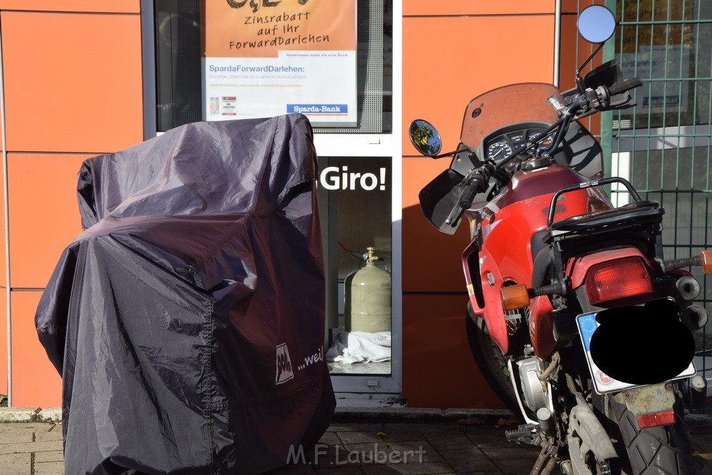 Versuchte Geldautomatensprengung Koeln Nippes Werkstattstr P030.JPG - Miklos Laubert